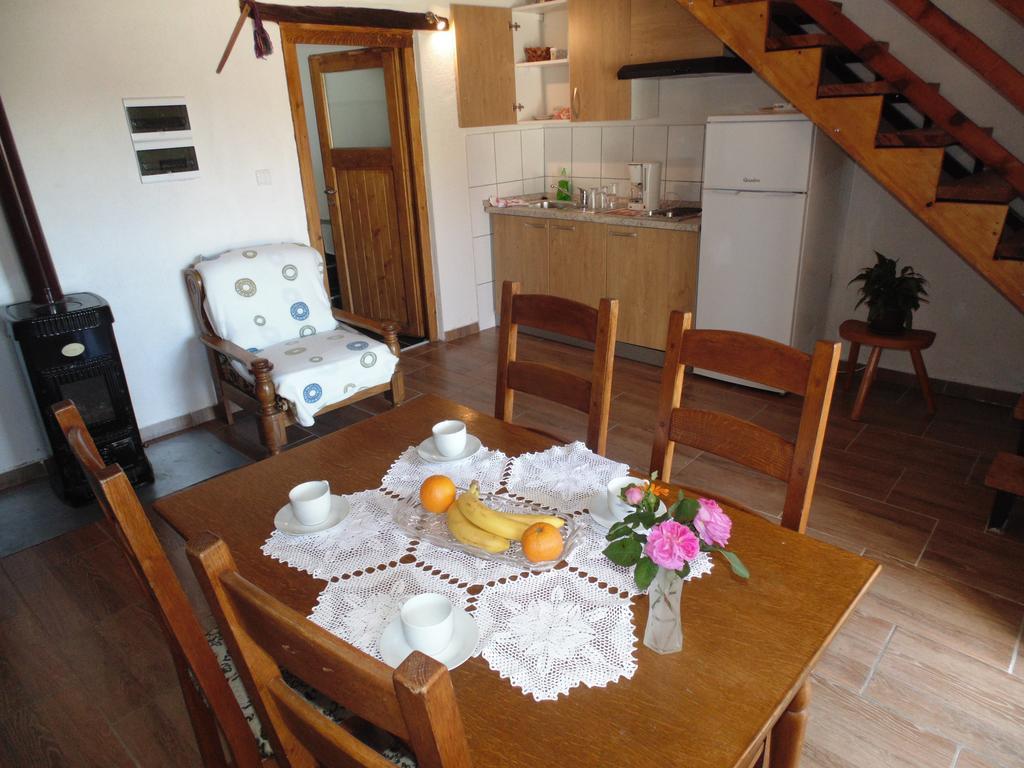 Holiday Home Paklenica Starigrad Paklenica Eksteriør billede