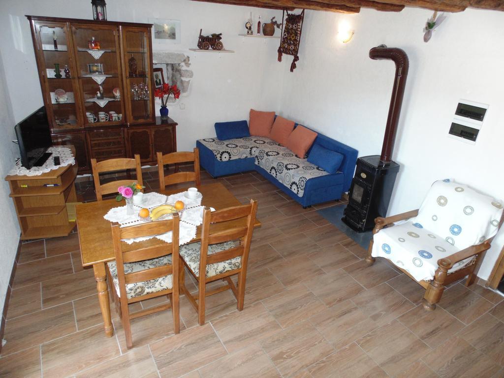Holiday Home Paklenica Starigrad Paklenica Eksteriør billede