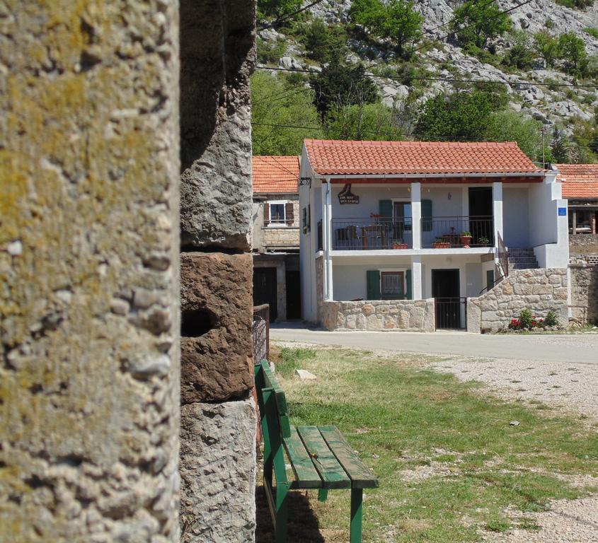 Holiday Home Paklenica Starigrad Paklenica Eksteriør billede