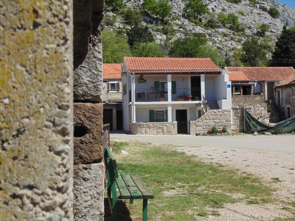 Holiday Home Paklenica Starigrad Paklenica Eksteriør billede