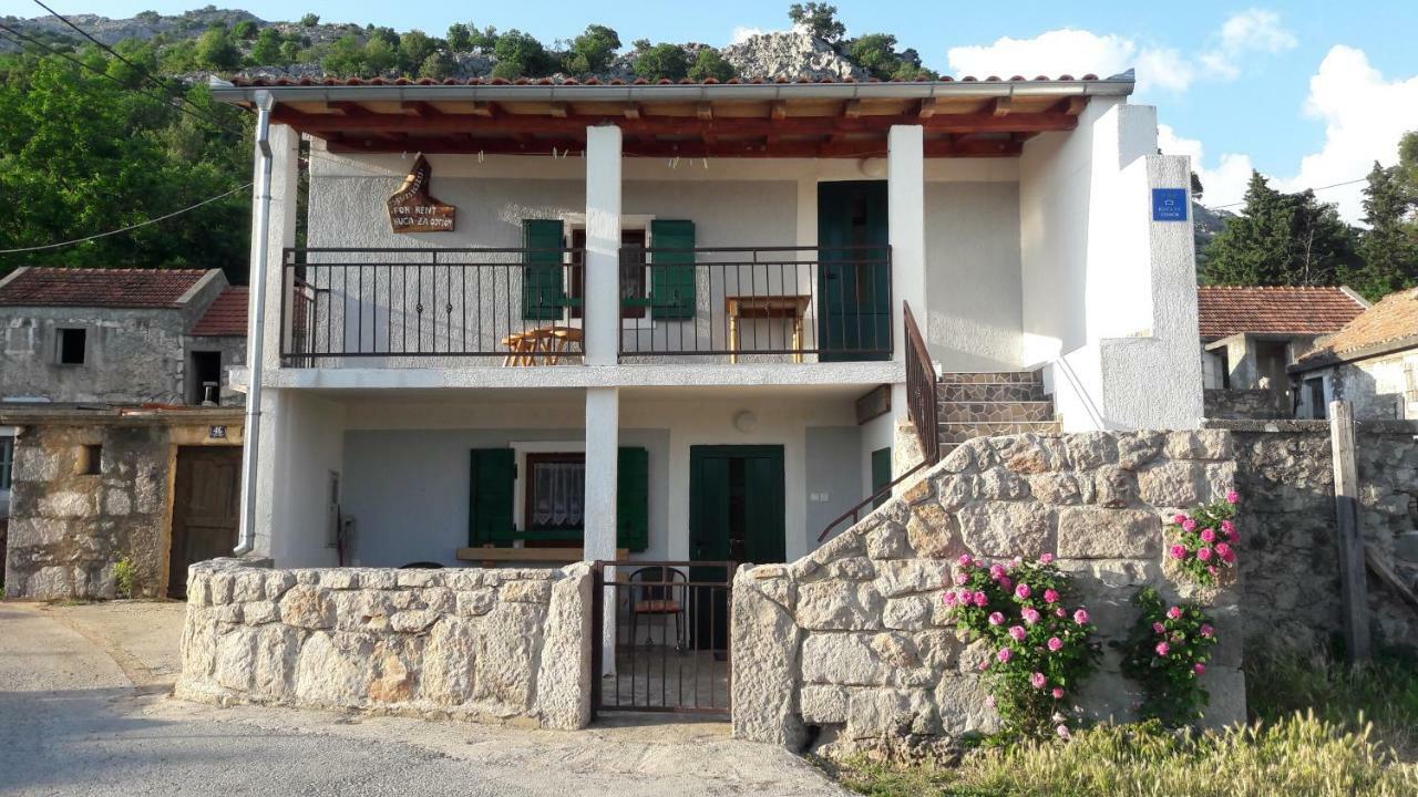 Holiday Home Paklenica Starigrad Paklenica Eksteriør billede