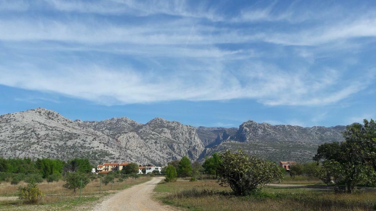 Holiday Home Paklenica Starigrad Paklenica Eksteriør billede