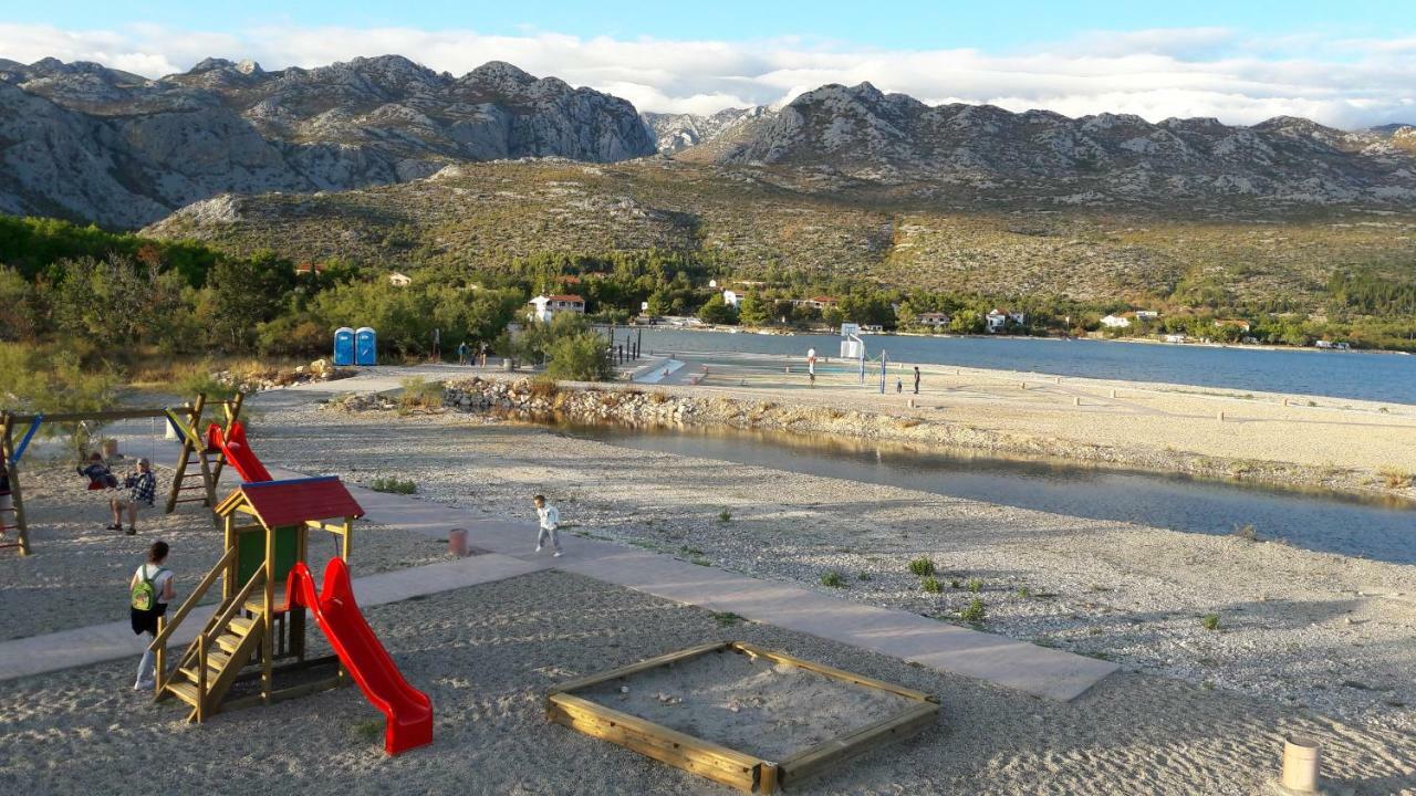Holiday Home Paklenica Starigrad Paklenica Eksteriør billede
